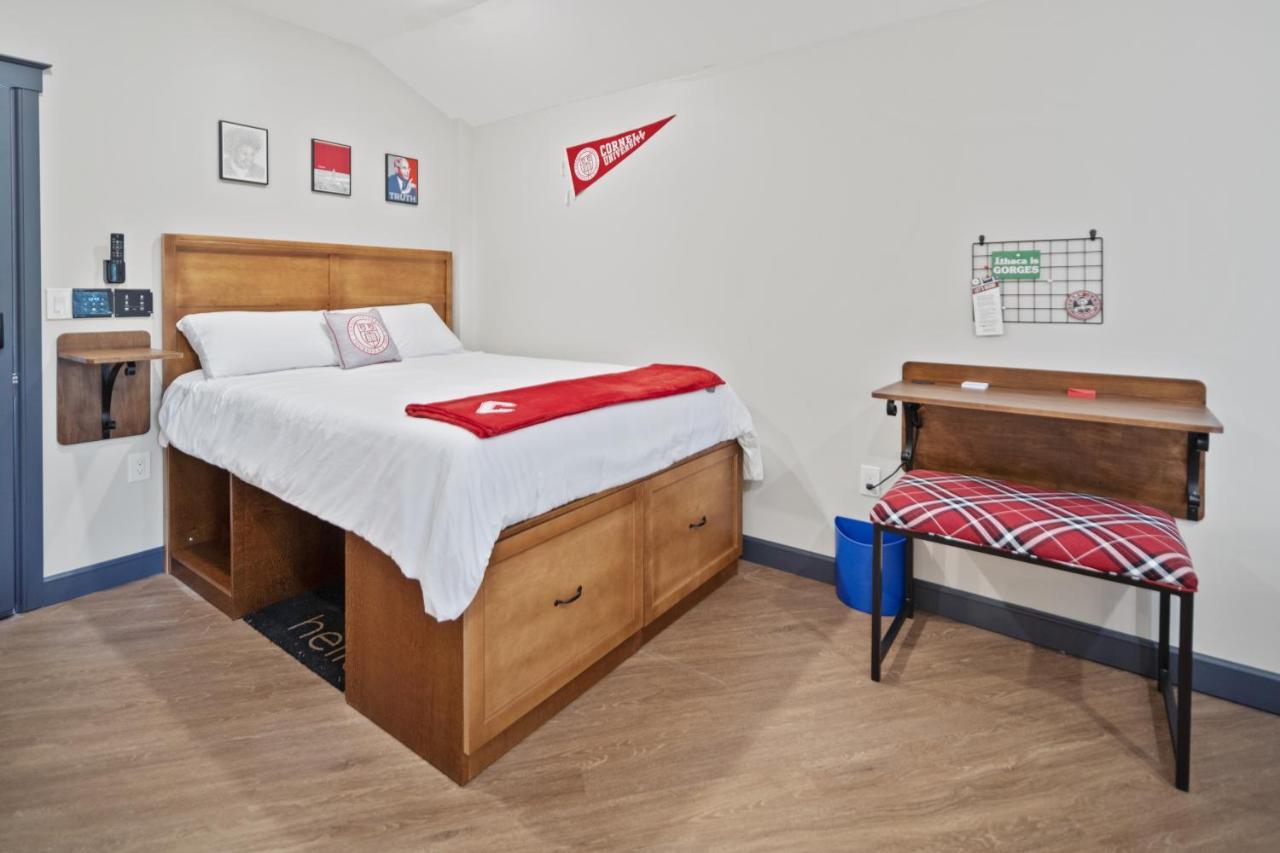 The Dorm Hotel إيثاكا المظهر الخارجي الصورة